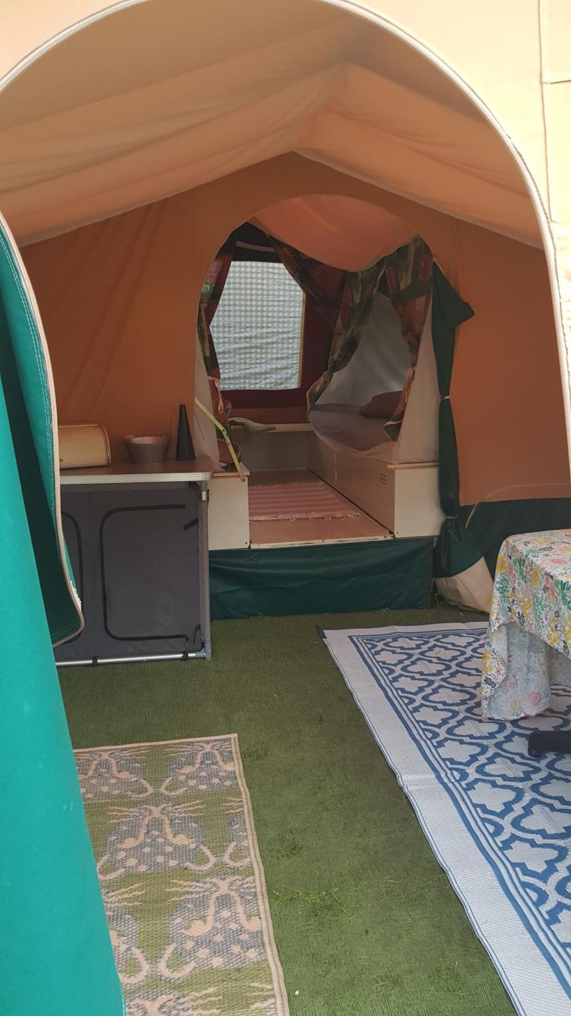 Hotel Basic Ingerichte Vouwwagen Op Camping Westenenk, Wijster Zewnętrze zdjęcie