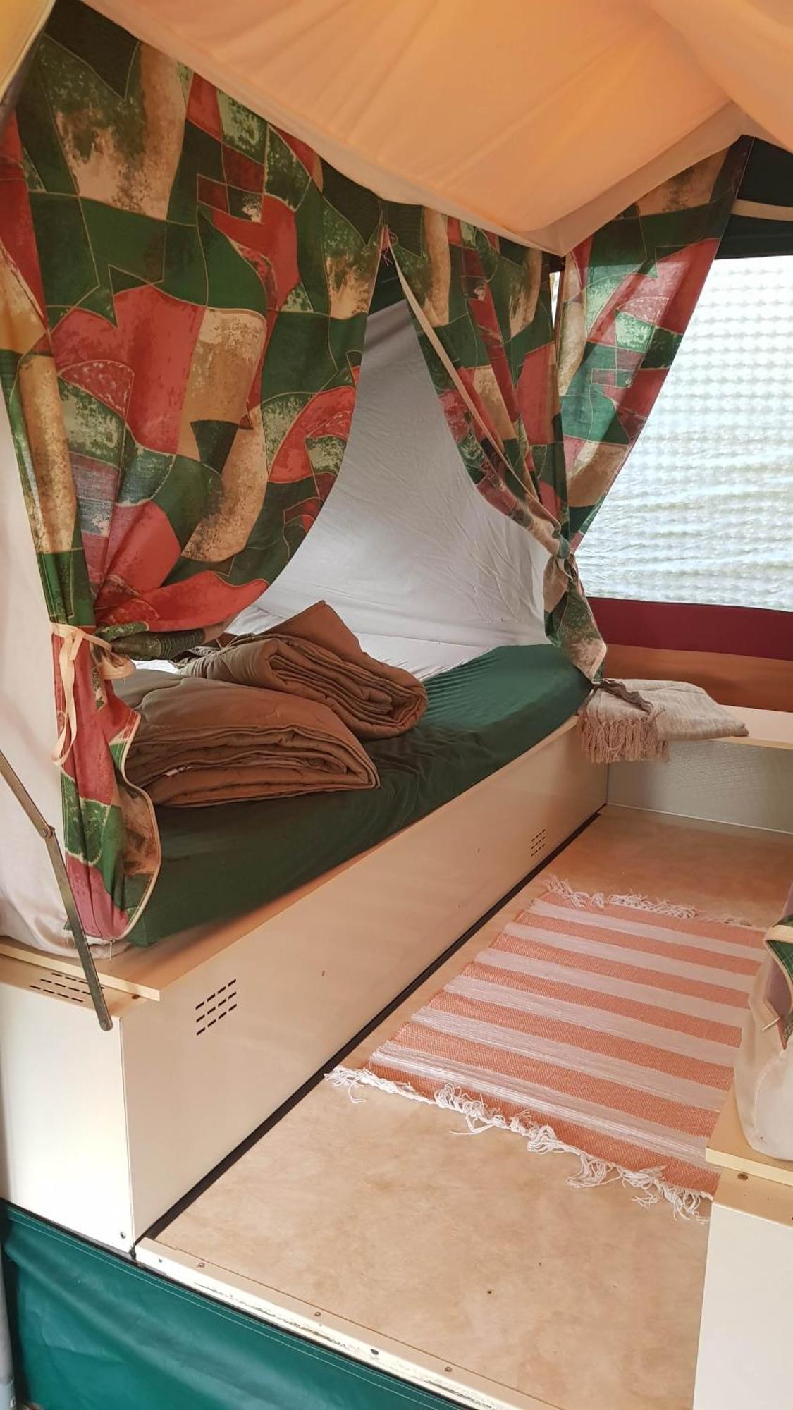 Hotel Basic Ingerichte Vouwwagen Op Camping Westenenk, Wijster Zewnętrze zdjęcie