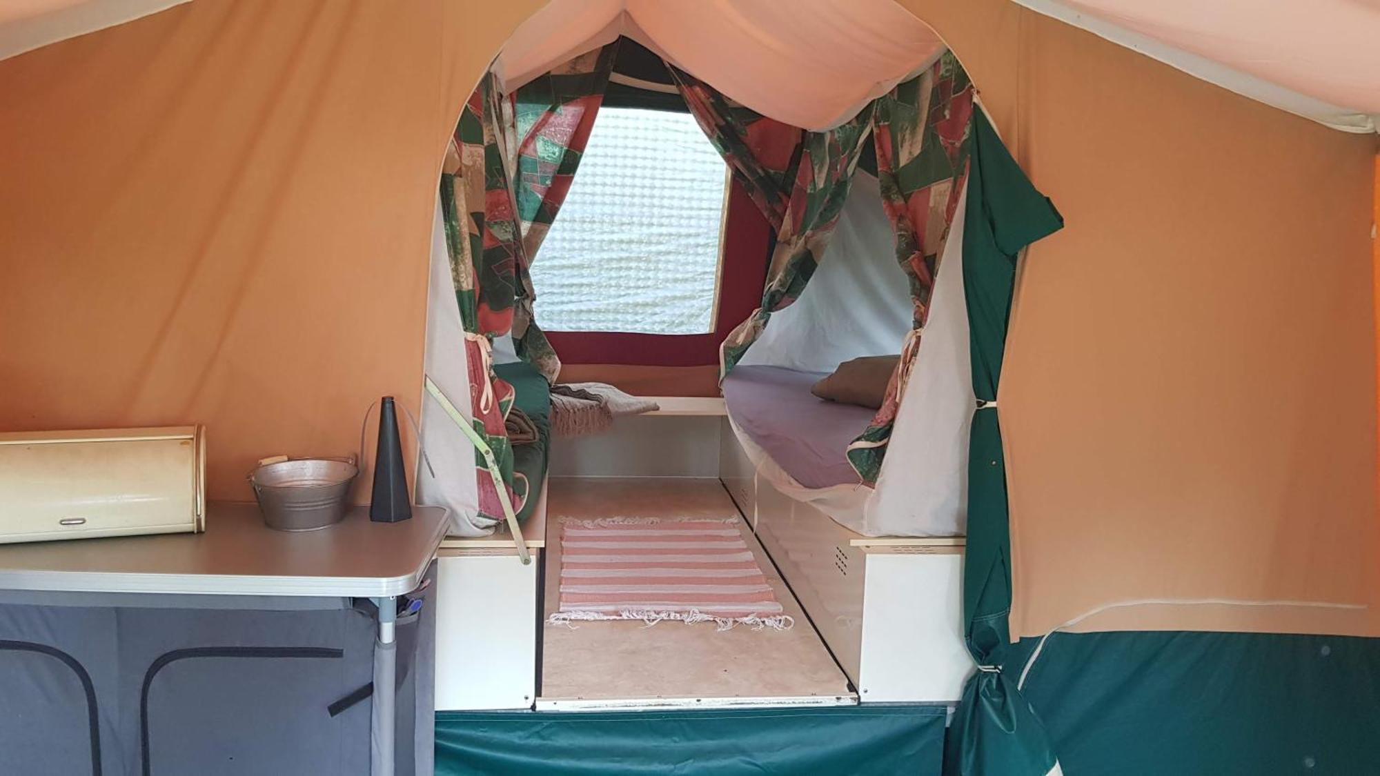 Hotel Basic Ingerichte Vouwwagen Op Camping Westenenk, Wijster Zewnętrze zdjęcie